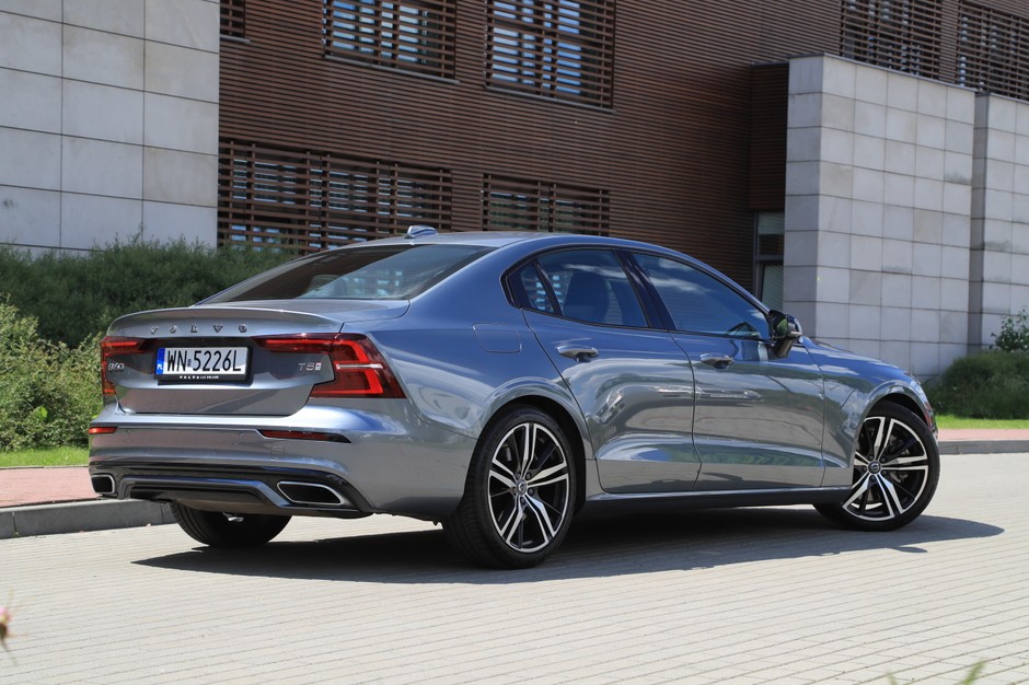 Volvo S60 T5 FWD
