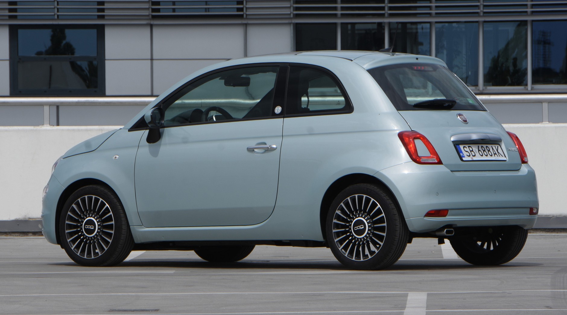 Fiat 500 Hybrid Launch Edition