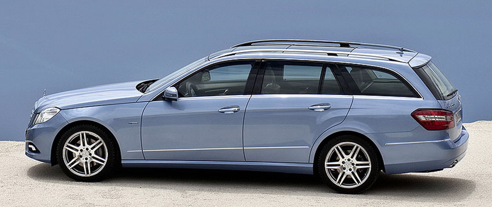 IAA Frankfurt 2009: Mercedes-Benz E-Klasa kombi - nie udało się dotrzymać tajemnicy