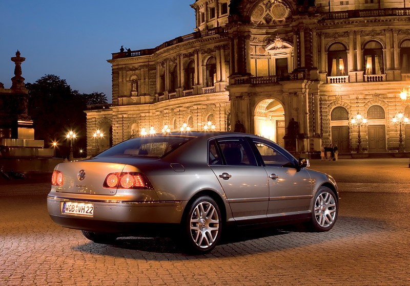Paryż 2008: Volkswagen Phaeton – rok modelowy 2009