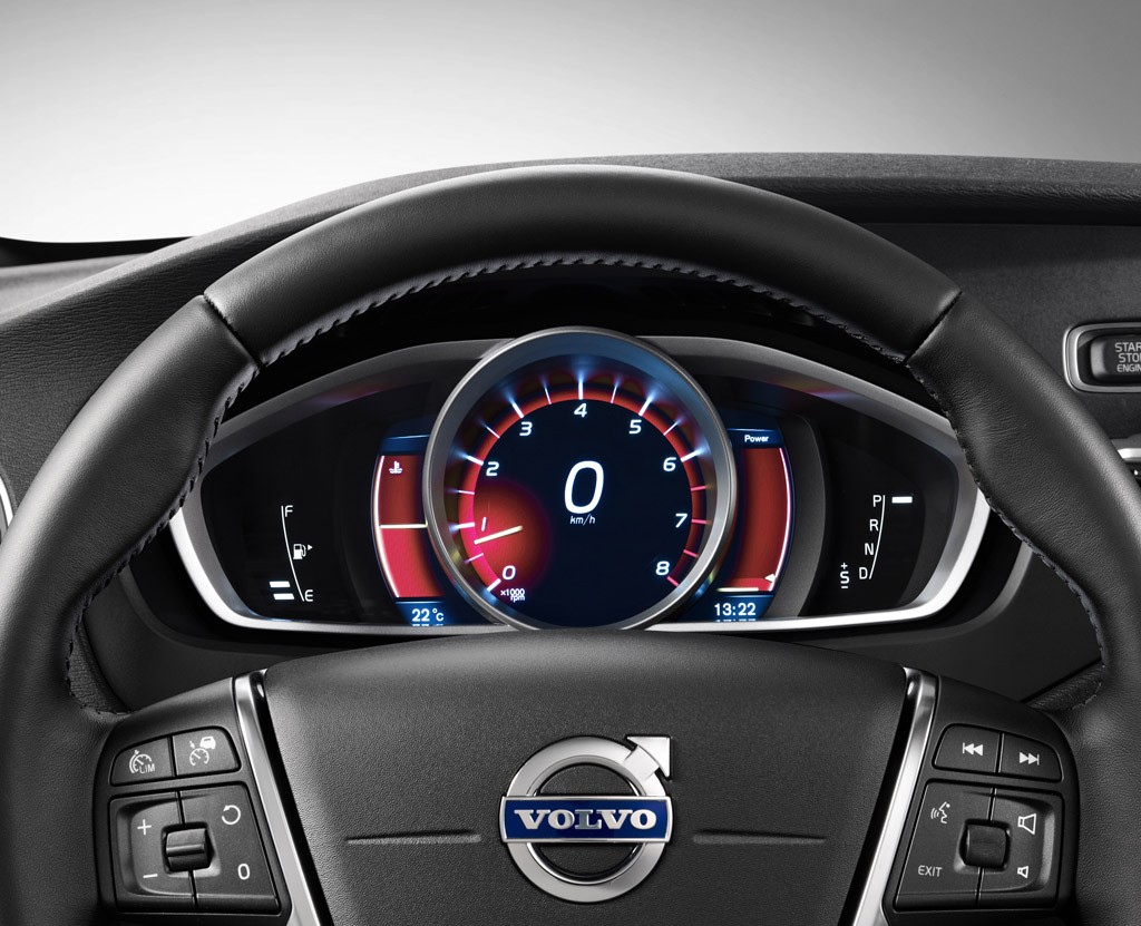 Volvo V40 T5 AWD Cross Country: szwedzka tradycja