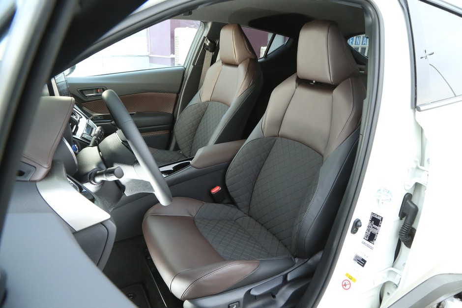 Toyota C-HR Hybrid