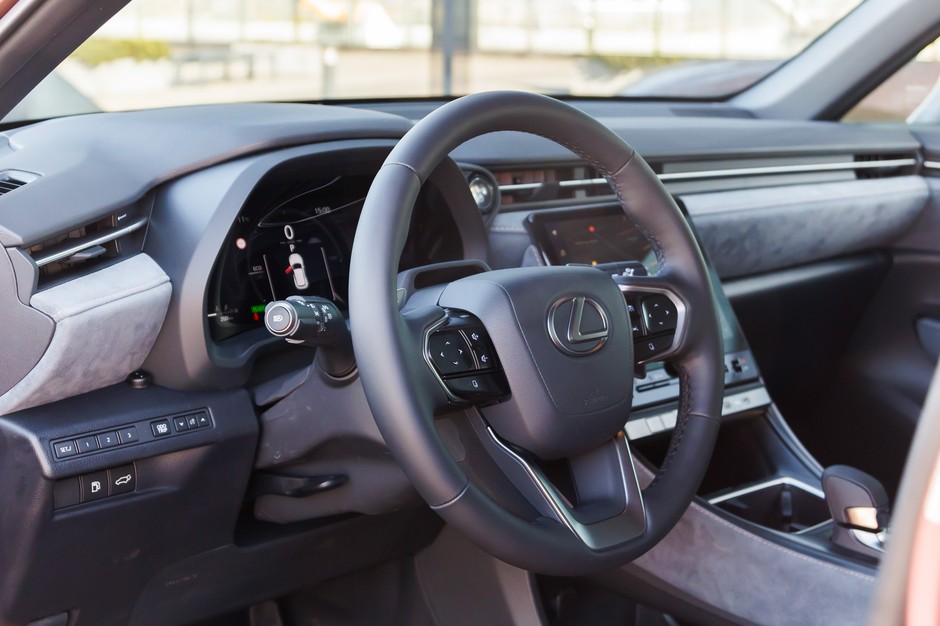Lexus LBX