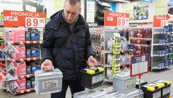 Akumulator jako materiał wybuchowy? Nowe obostrzenia