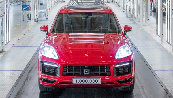Milionowy egzemplarz Porsche Cayenne'a