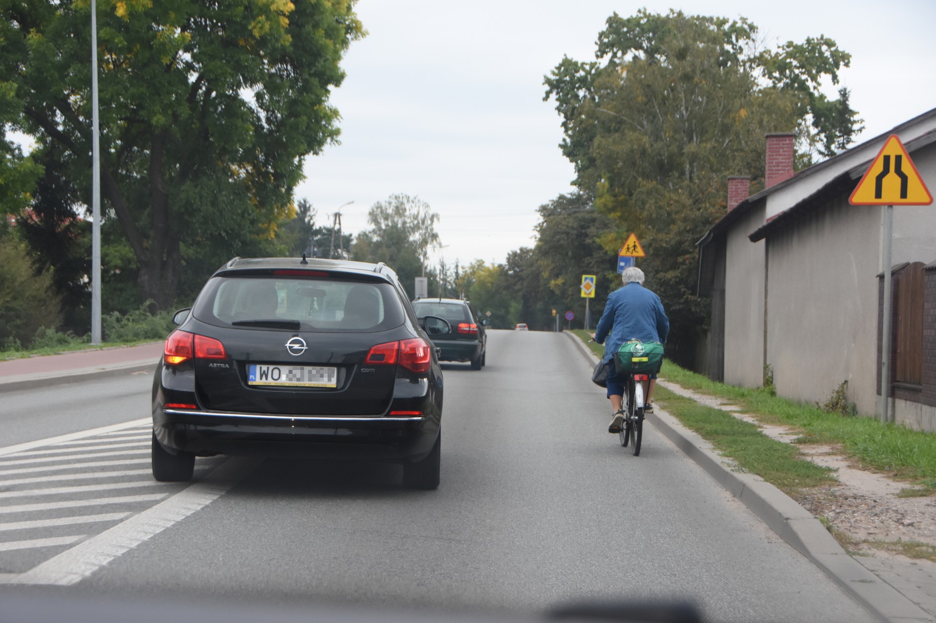 Wyprzedzać czy nie? Prawo tego zabrania