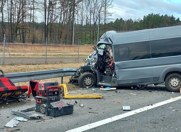Tragiczny wypadek na autostradzie A4. Nie żyją cztery osoby