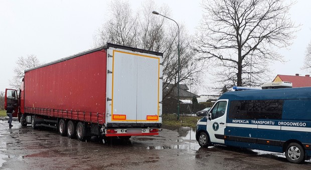 Przez ponad dwa lata jeździł bez ważnego prawa jazdy