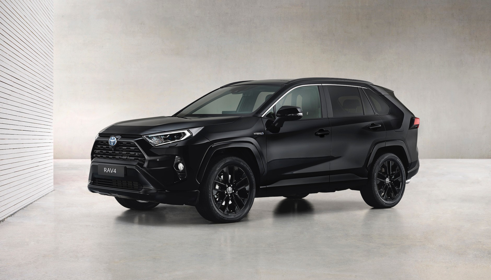 Toyota RAV4 – limitowana edycja Hybrid Black Edition by JBL