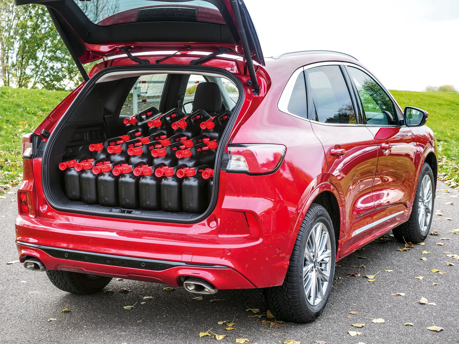 Ile paliwa wolno przewozić w aucie?