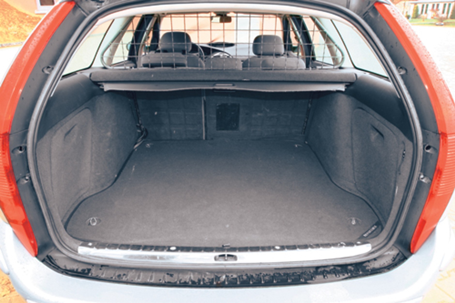 Citroën C5 - Krawężników się nie boi