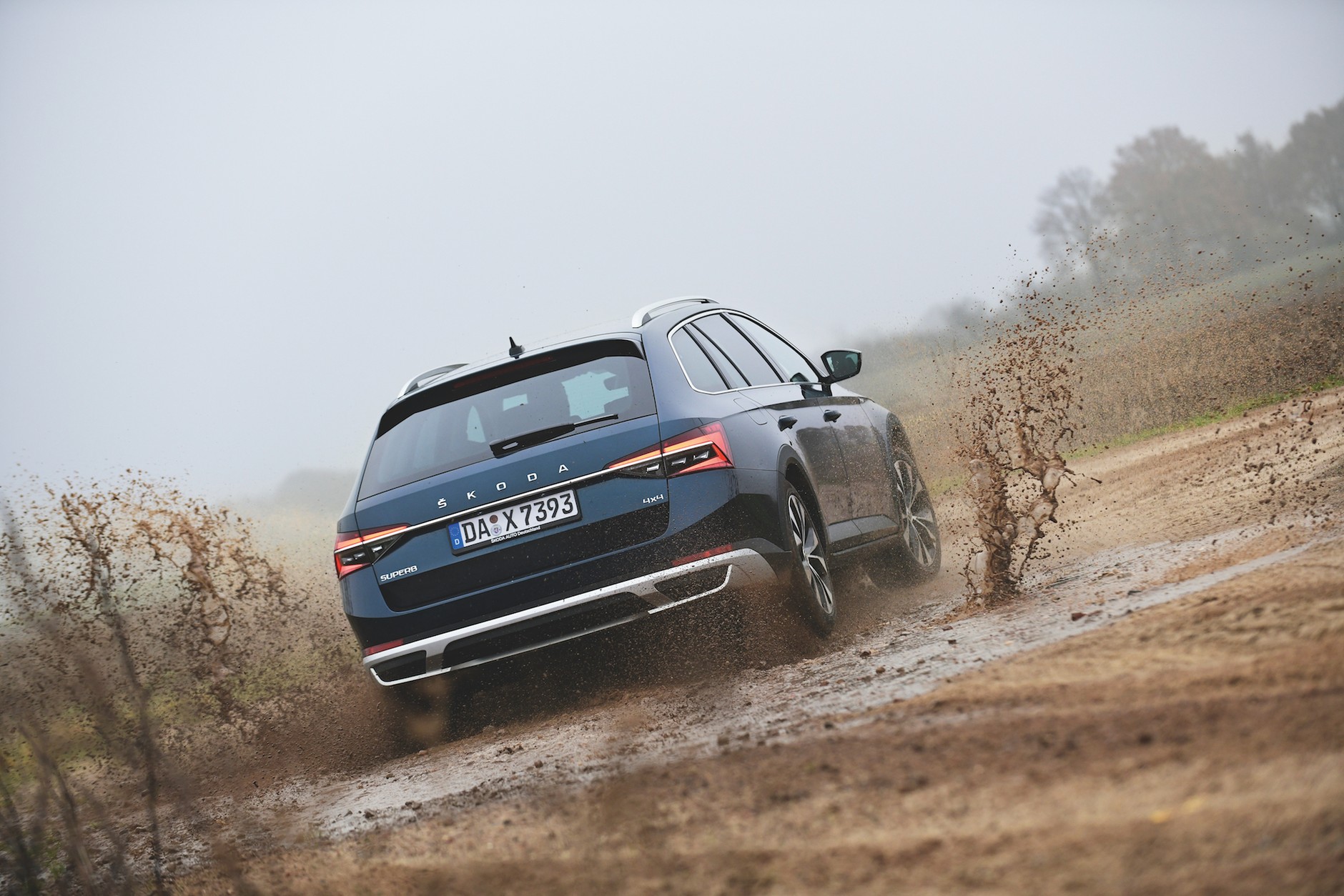 Skoda Superb Scout 2.0 TDI DSG 4x4