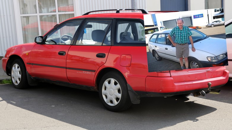 Zanim przeszedł na emeryturę, nowozelandzki lokalny dostawca gazet osiągnął swoją Corollą przebieg 2 mln km