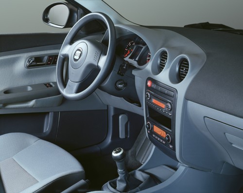 Seat ibiza 1.4 16V, Skoda Fabia 1.4 16V, Volkswagen Polo 1.4 16V - Rodzeństwo bez konfliktu