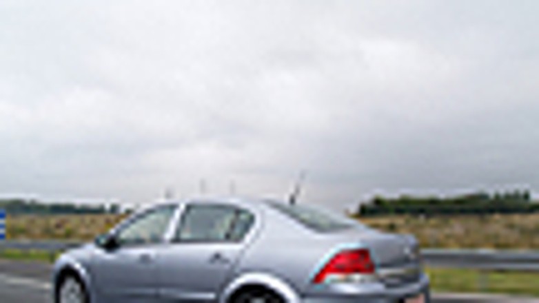 Opel Astra Sedan - Tylko z Gliwic