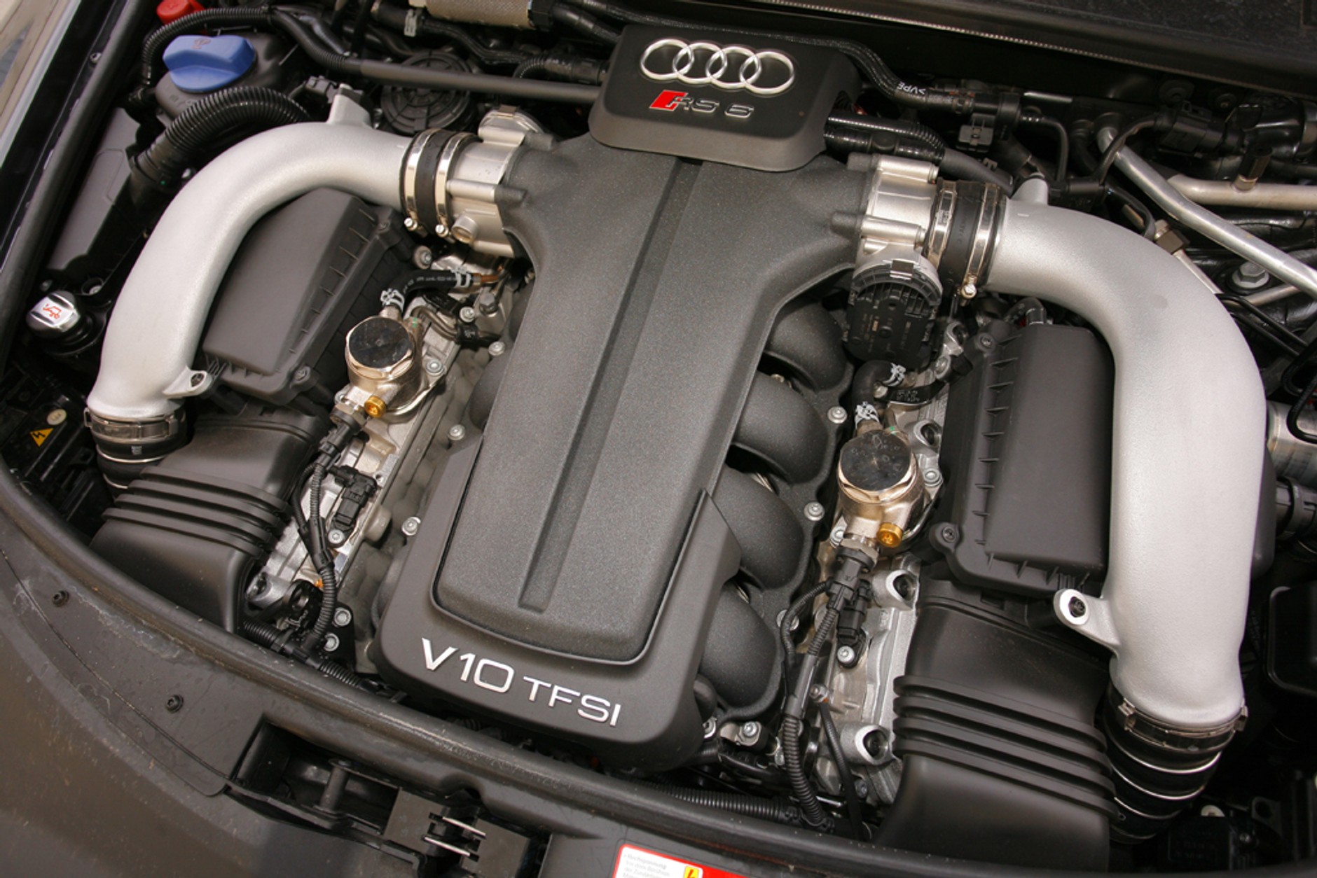 Audi RS6 Avant - Konie kontra kilogramy