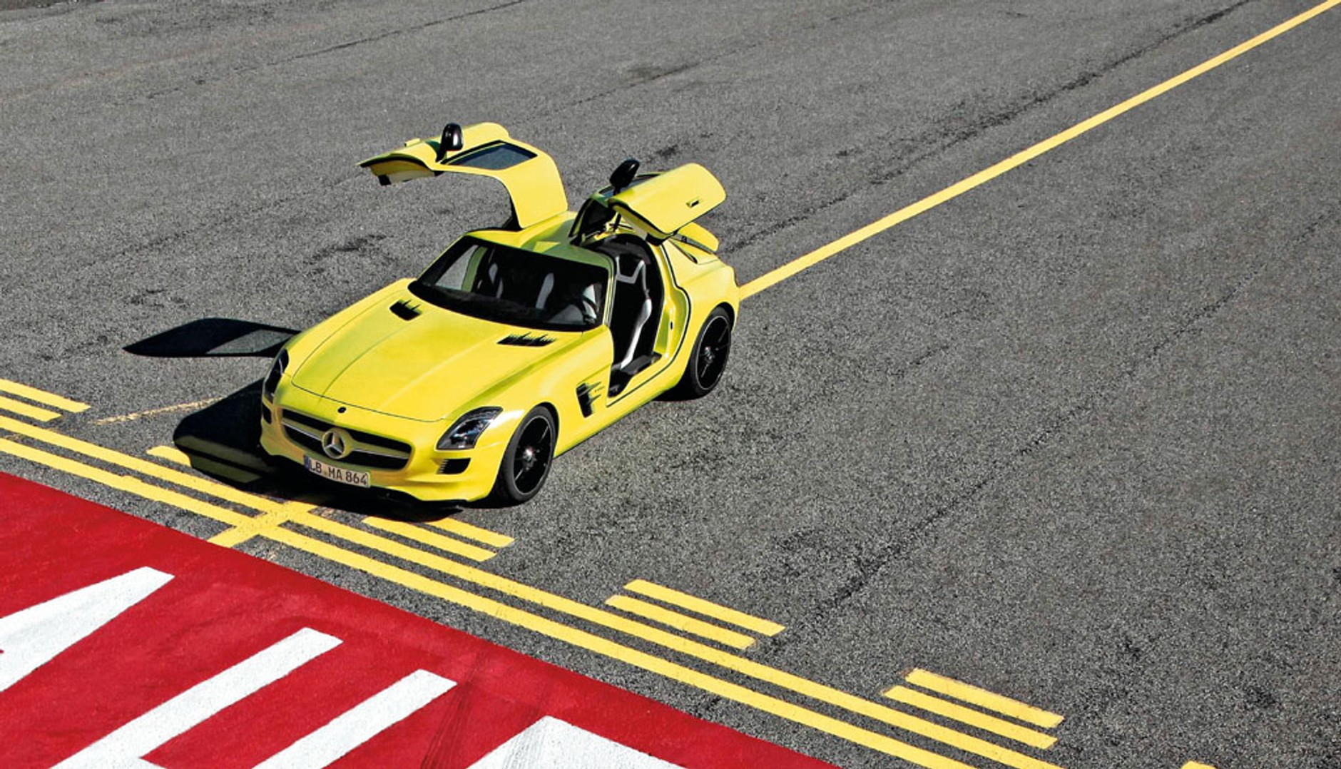 Mercedes SLS AMG E-Cell: Skrzydlak pod napięciem