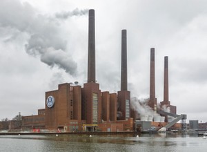 Strajki we wszystkich zakładach Volkswagena w Niemczech. Związkowcy zapowiadają bitwę