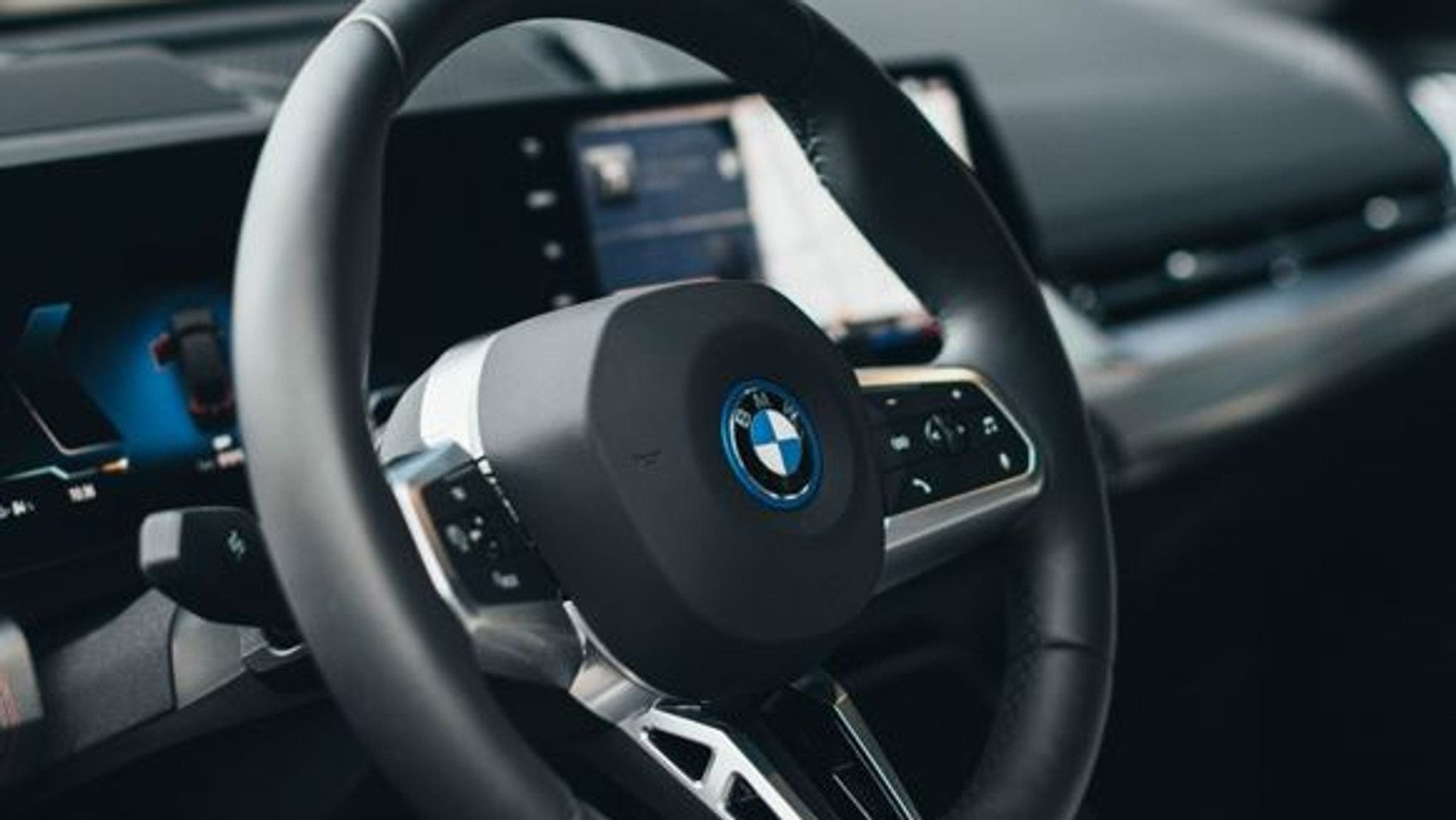 BMW iX2