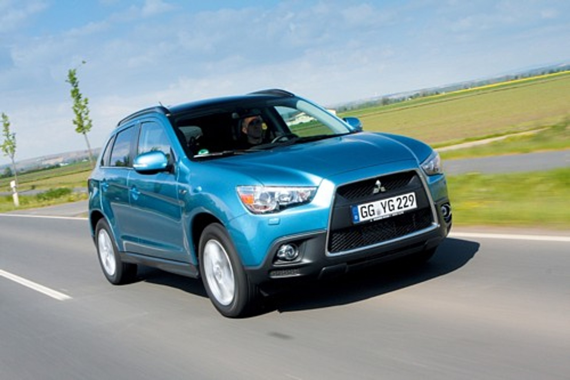 Mitsubishi ASX - Mniejszy "misiek"