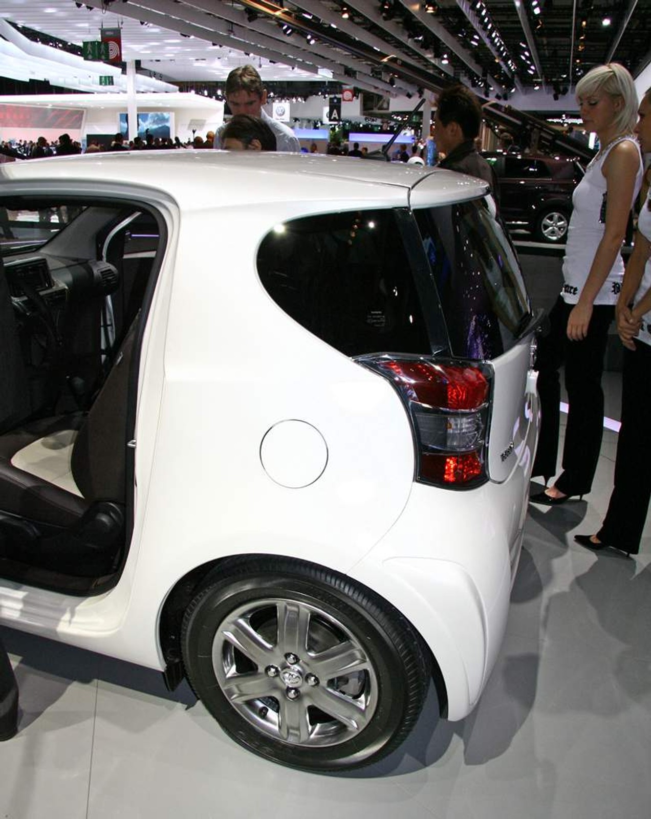 Paryż 2008: Toyota iQ – pierwsze wrażenia