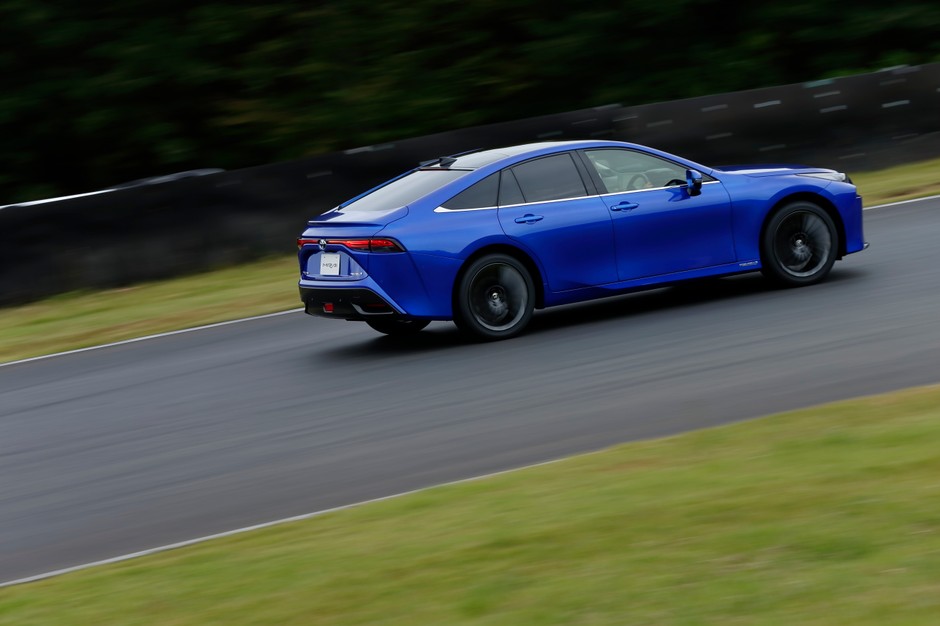 Toyota Mirai II