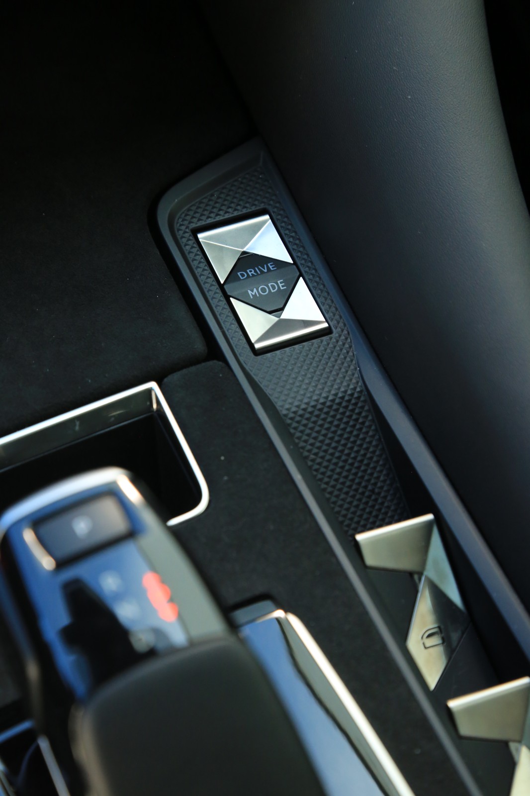 DS 9 2021 I generacja