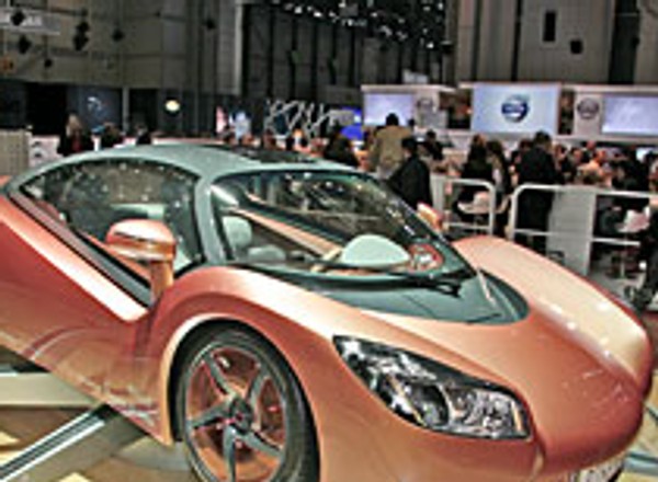 Genewa 2009: Rinspeed iChange – elektryczny bolid dla trzech osób