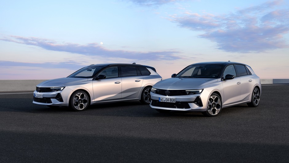 Opel Astra Hybrid