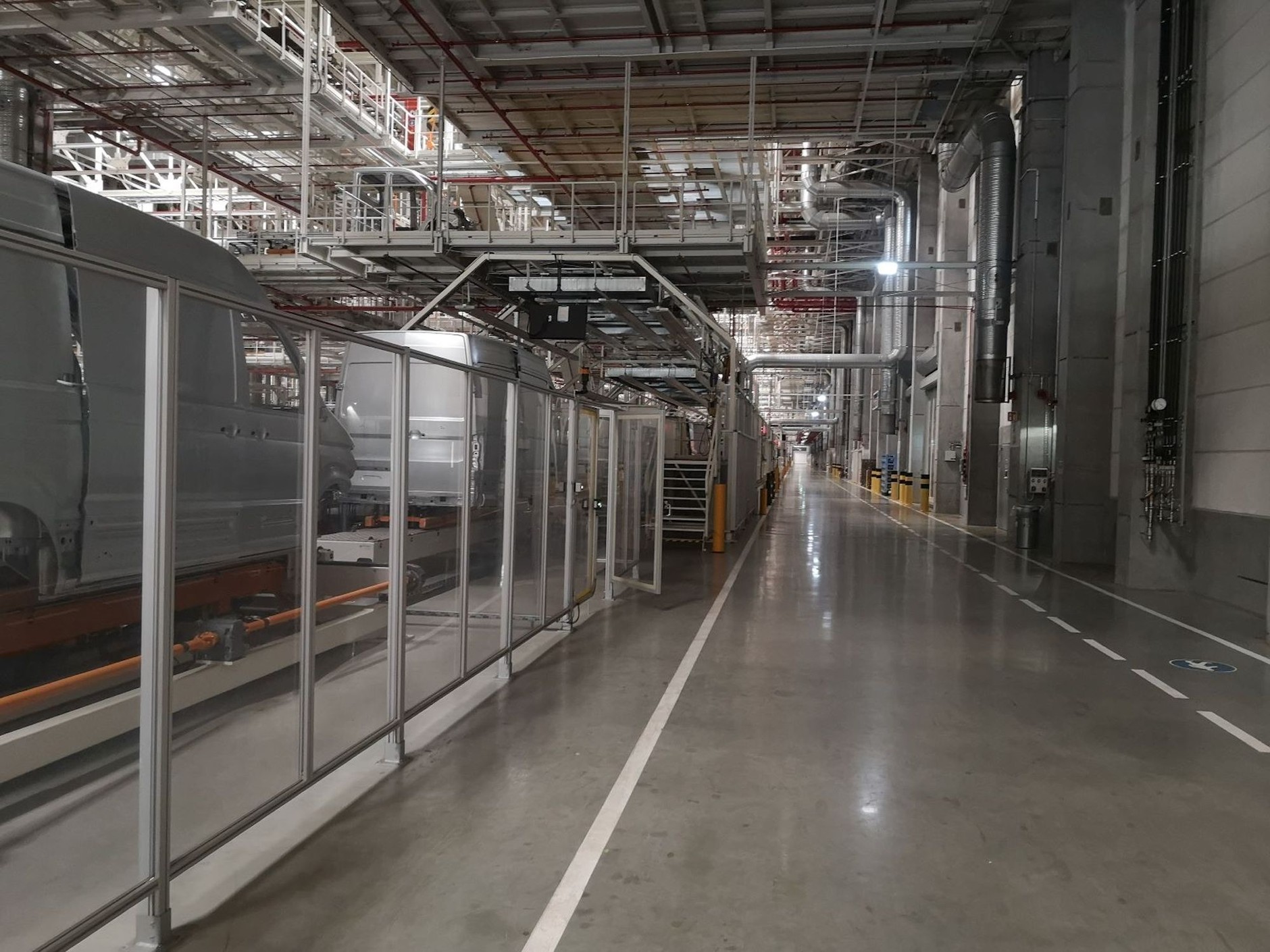 Pusta fabryka Volkswagena w Poznaniu