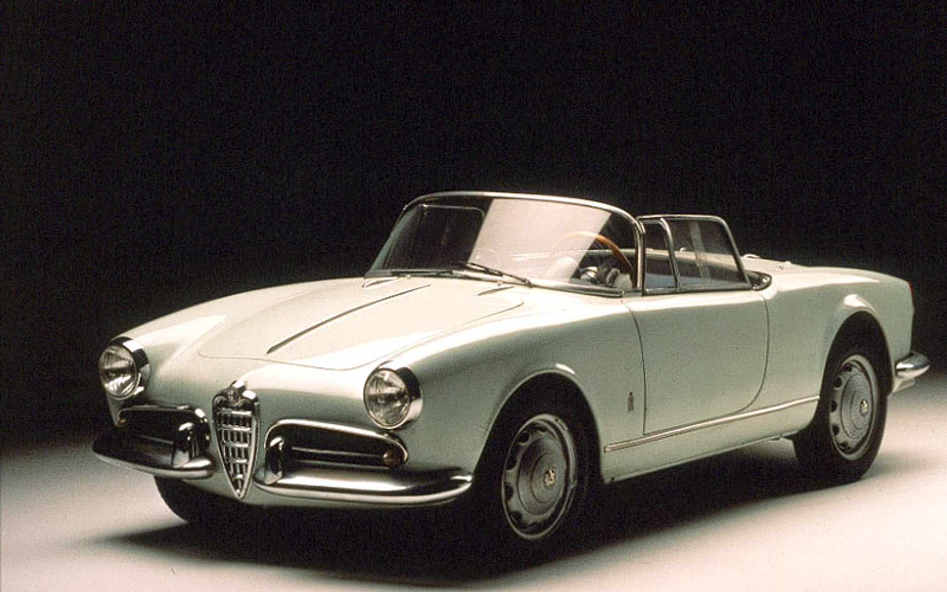 Historia marki Alfa Romeo w fotografii (1950-2000)