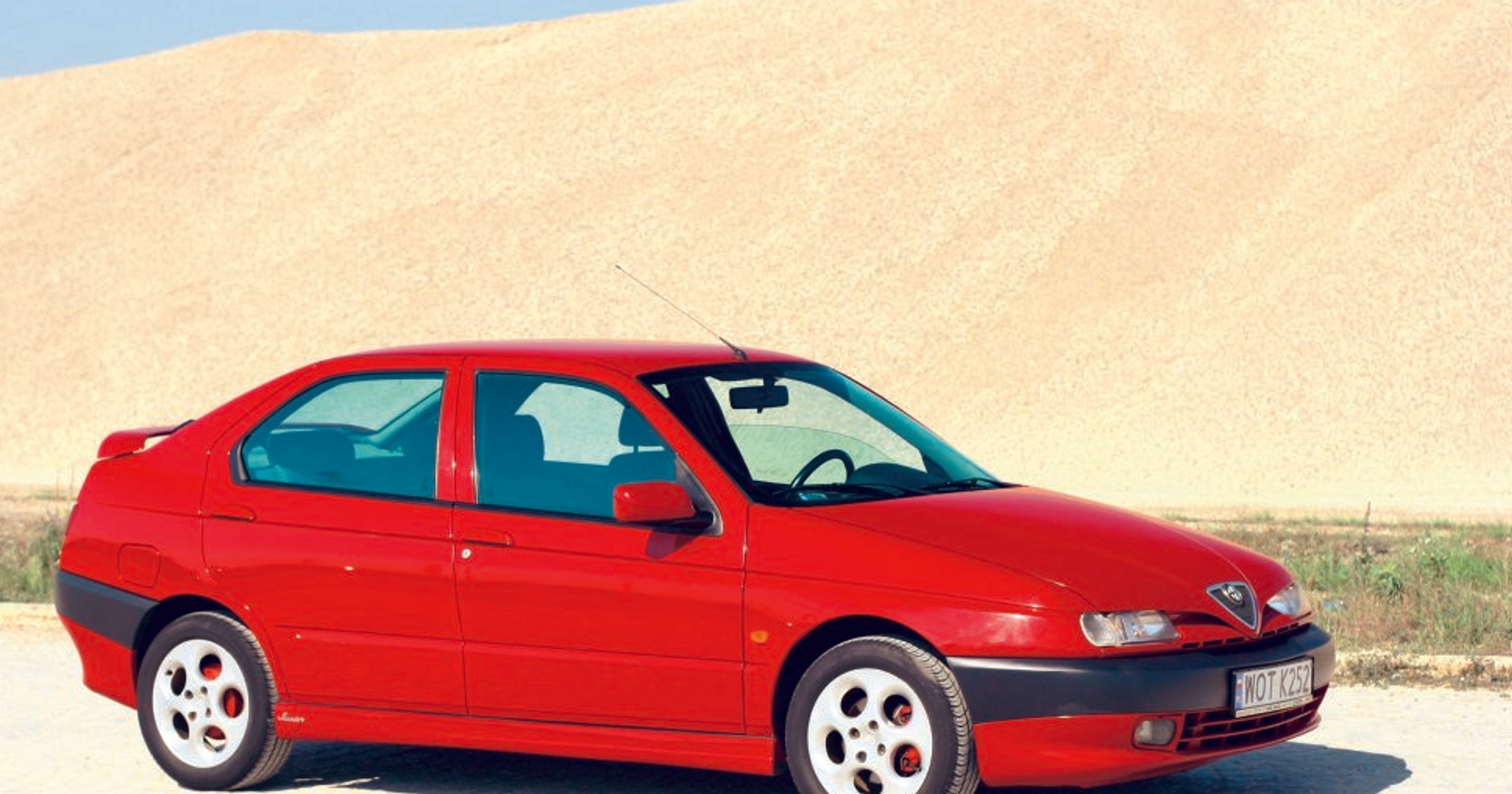 Alfa Romeo 146