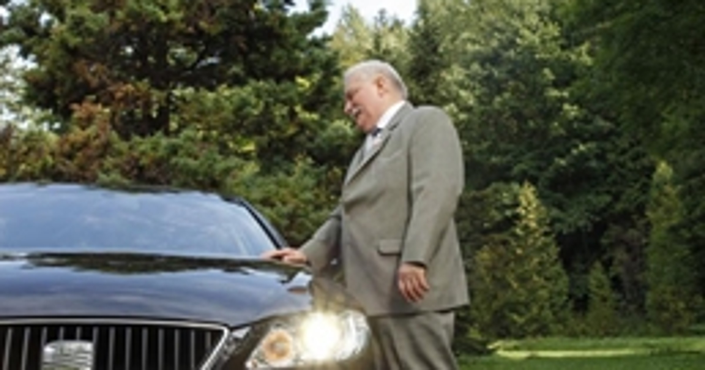 Lech Wałęsa dostał Seata Exeo