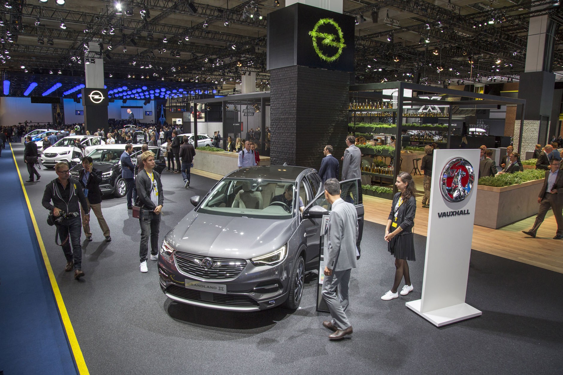 To dopiero show! Nowości Opla podczas IAA 2017