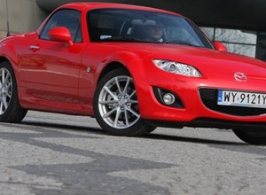 Mazda MX-5 2.0 MZR: Kusicielka
