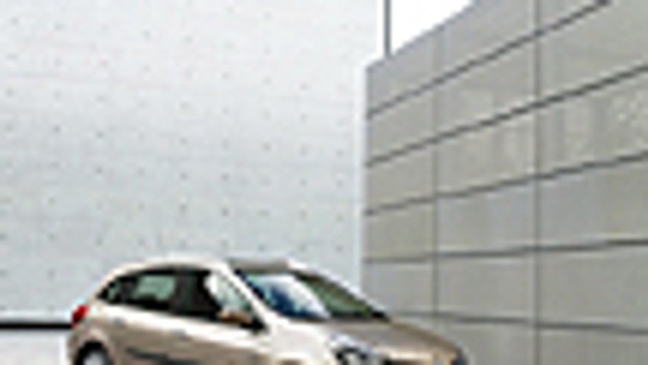 Renault Clio Kombi - Bardziej rodzinne