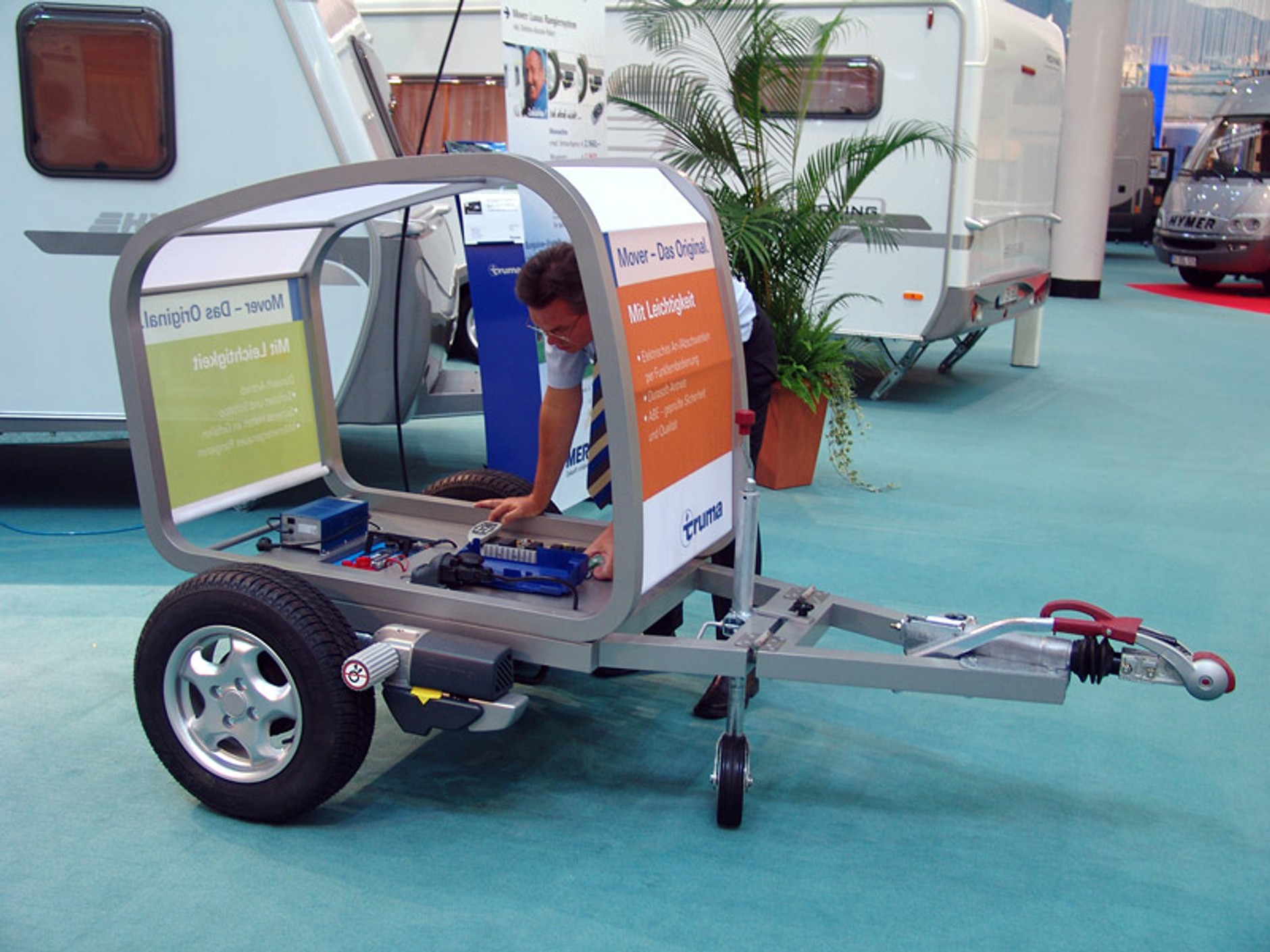 Caravan Salon Düsseldorf 2007: Caddy Life i moda na nowy sezon (fotogaleria)