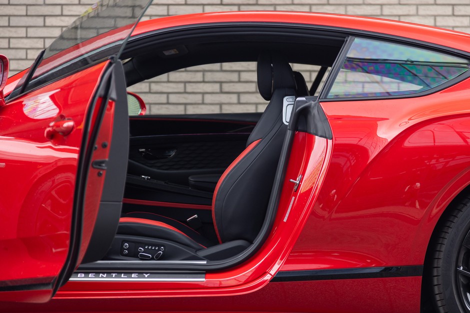 2025 Bentley Continental GT