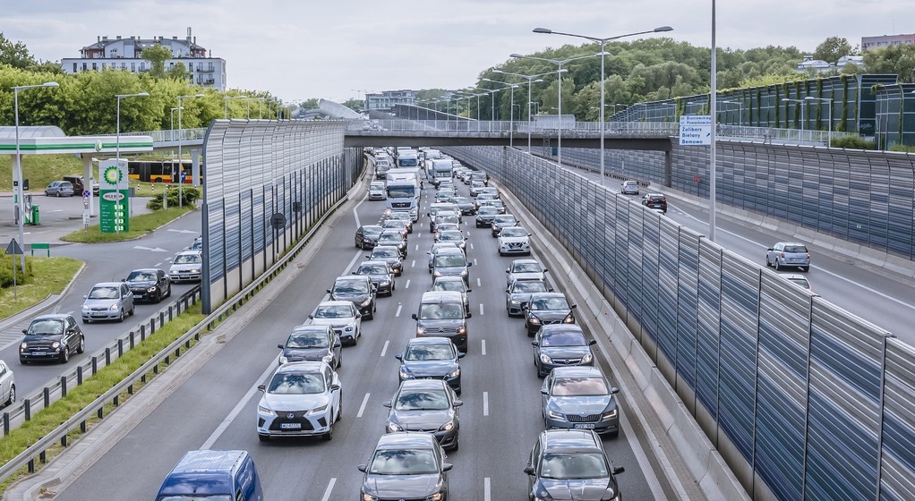 Ruch uliczny, Warszawa