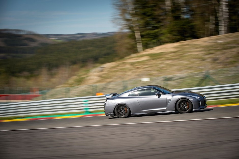 Nissan GT-R