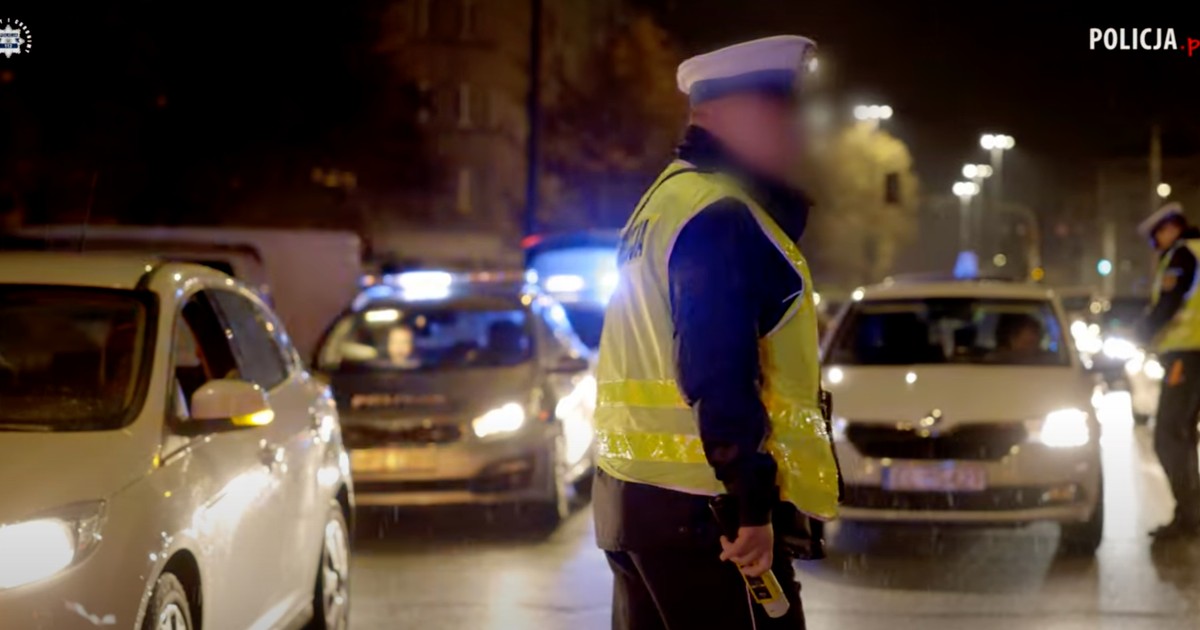 Policjanci przeprowadzili szeroko zakrojoną akcję, której celem była kontrola kierowców świadczących usługi przewozu osób