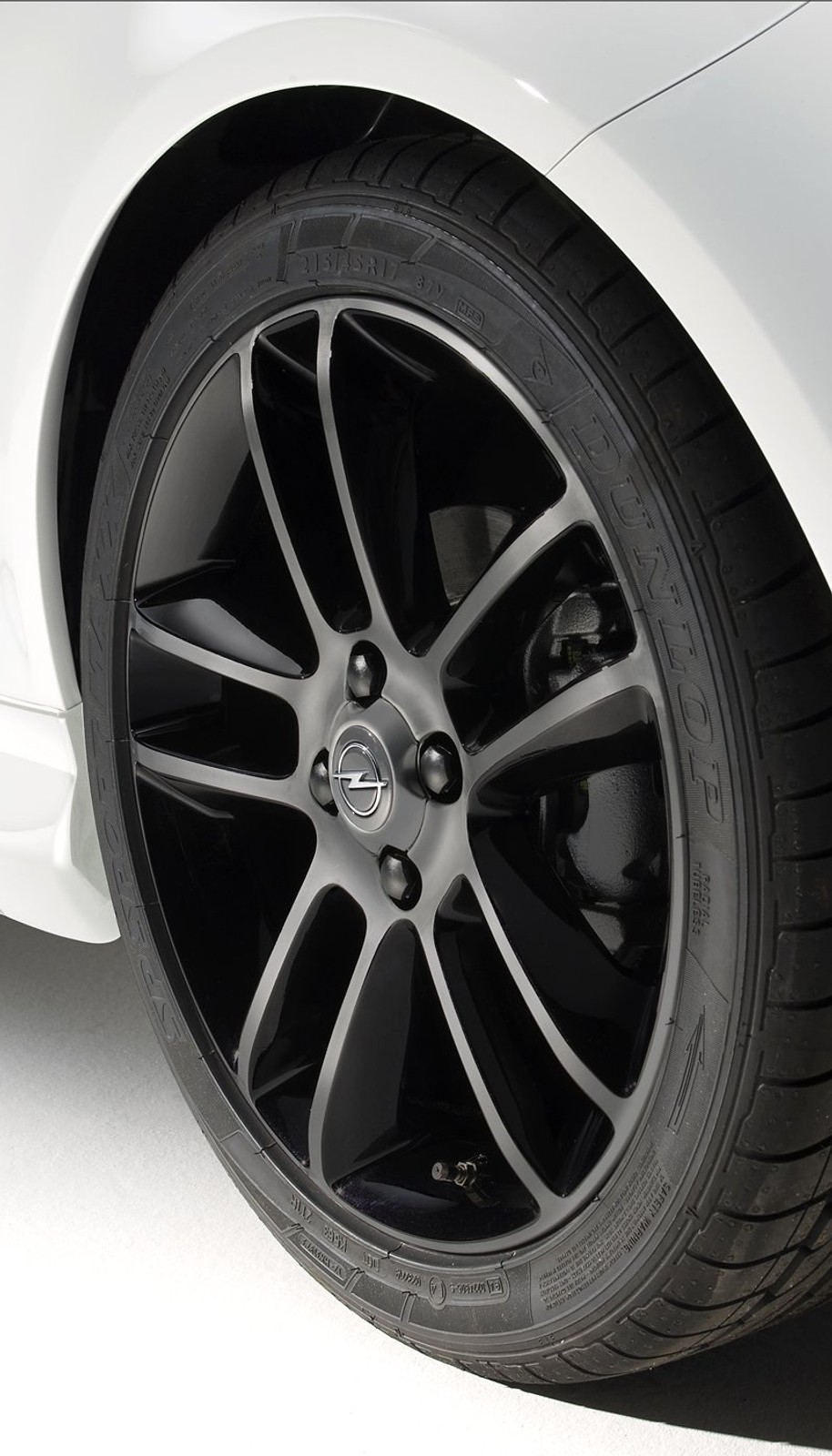 Opel Corsa Limited Edition: młodzi młodym