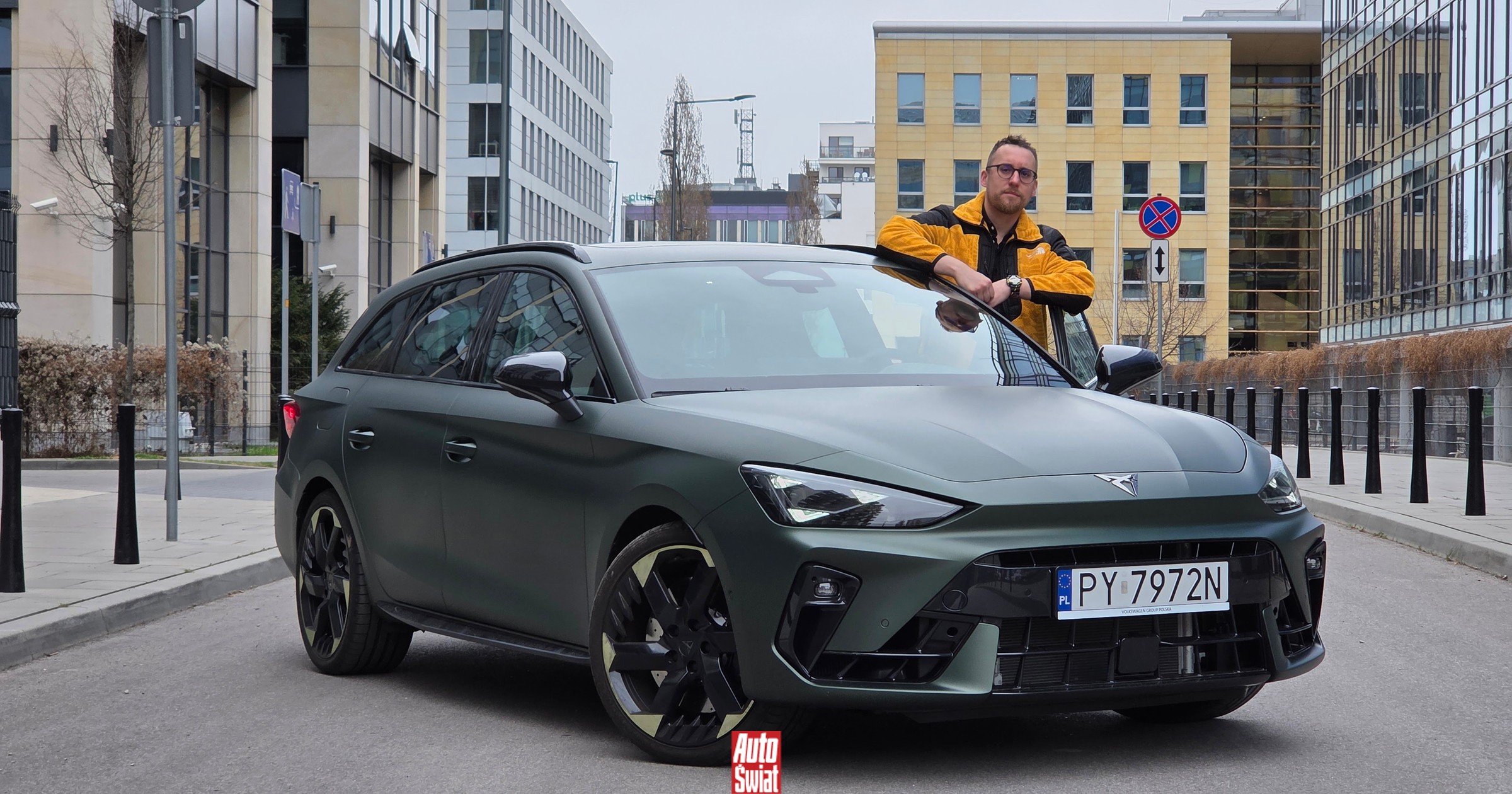 Jeździłem zieloną Cuprą Leonem VZ. Powinienem zachwycać się kolorem, ale... ten silnik