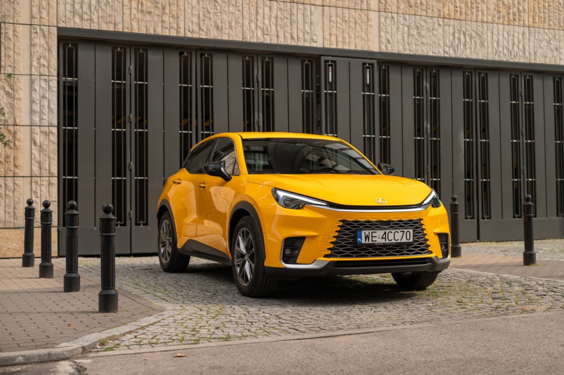 8. miejsce: Lexus LBX - 371 egz.