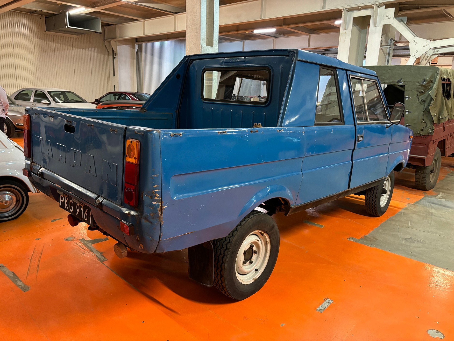 Wystawa w dawnej fabryce FSO