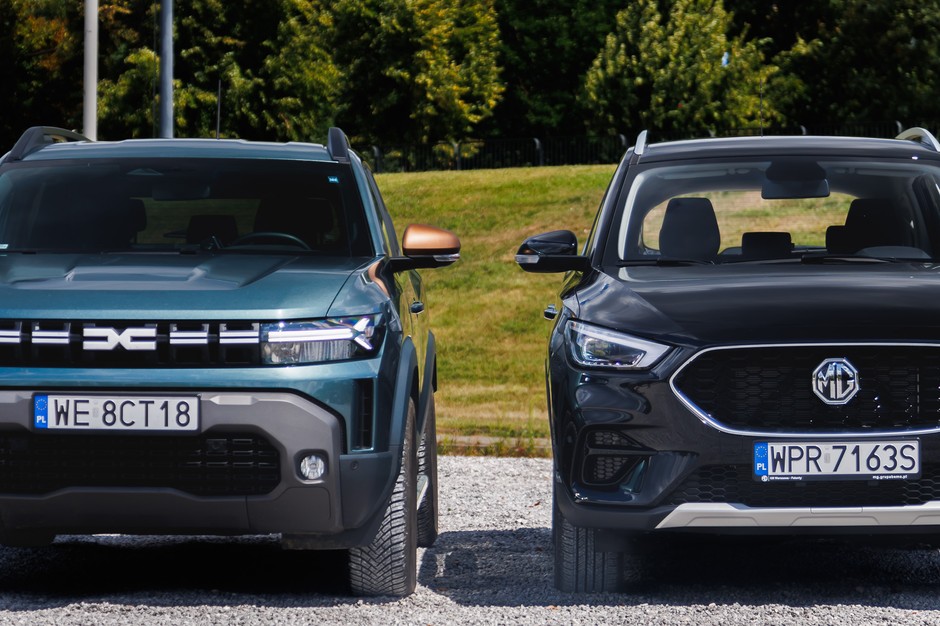 Dacia Duster kontra MG ZS. Porównanie dwóch budżetowych samochodów