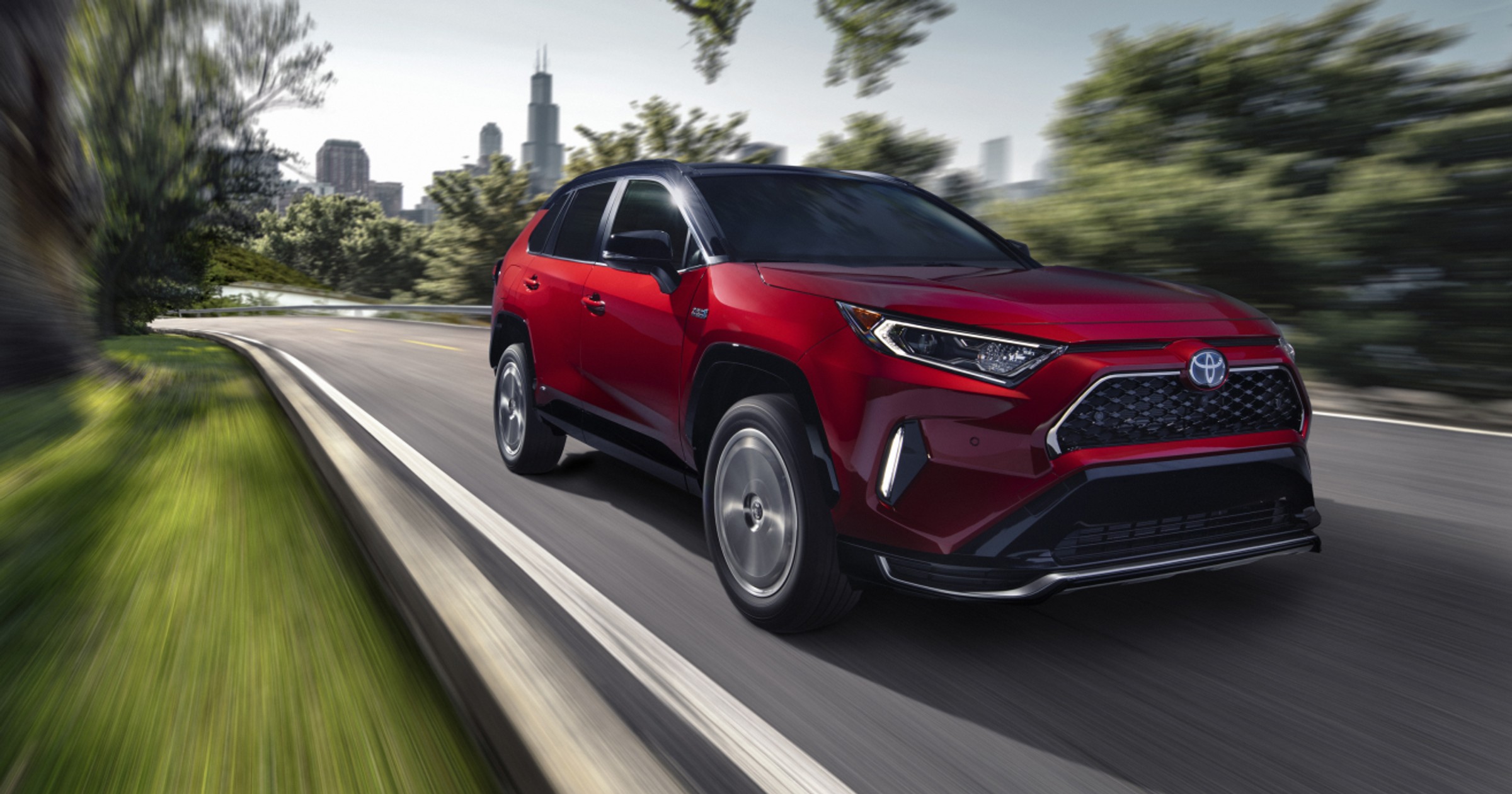 Toyota RAV4 w mocnej wersji hybrydowej typu plug-in