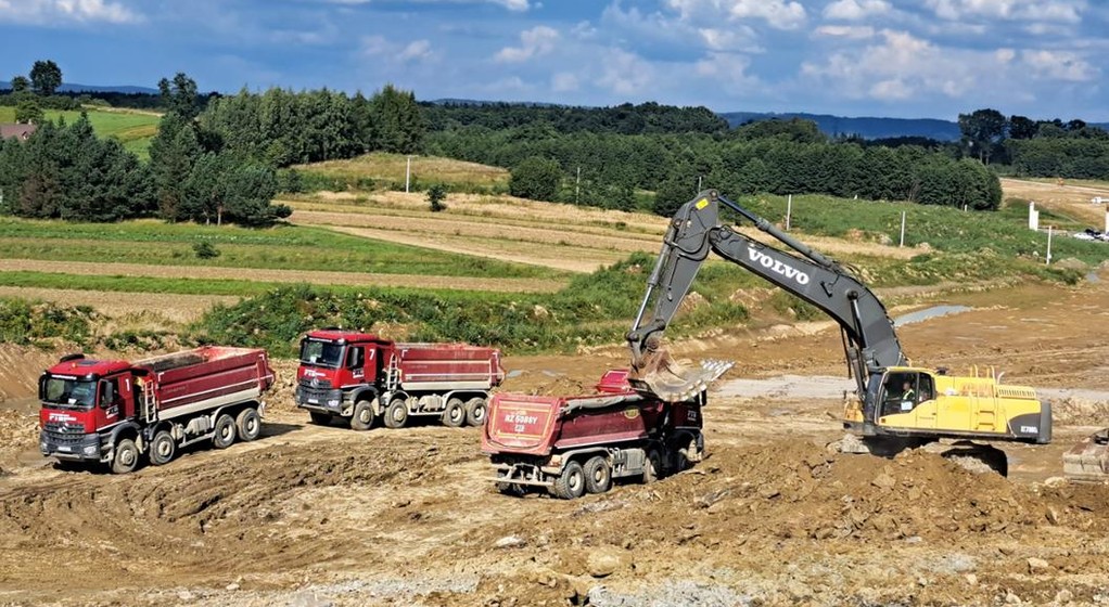 Ruszyły pierwsze prace przy budowie kolejnego odcinka drogi ekspresowej S19