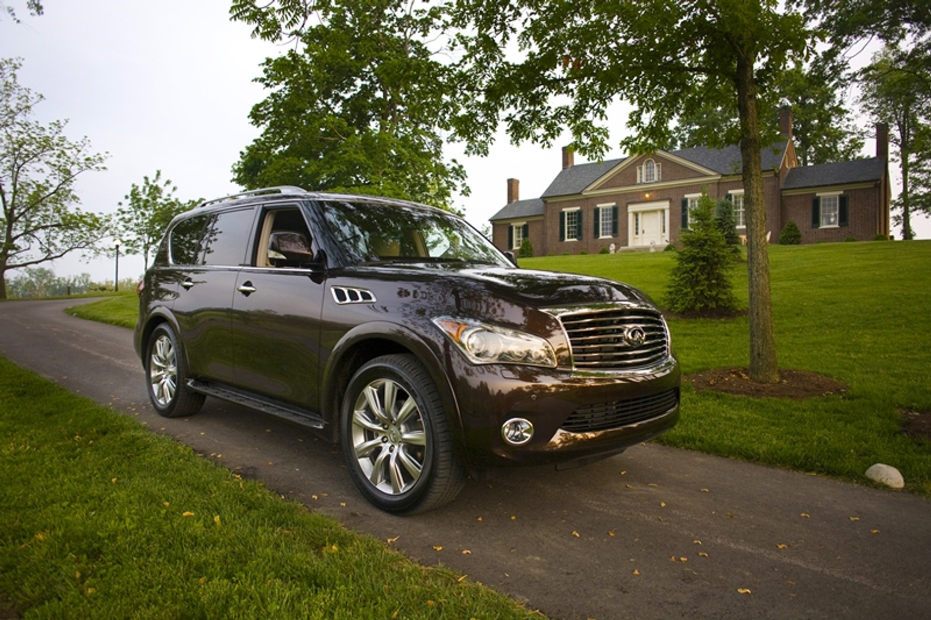 Infiniti QX56 – obrzydliwie piękny
