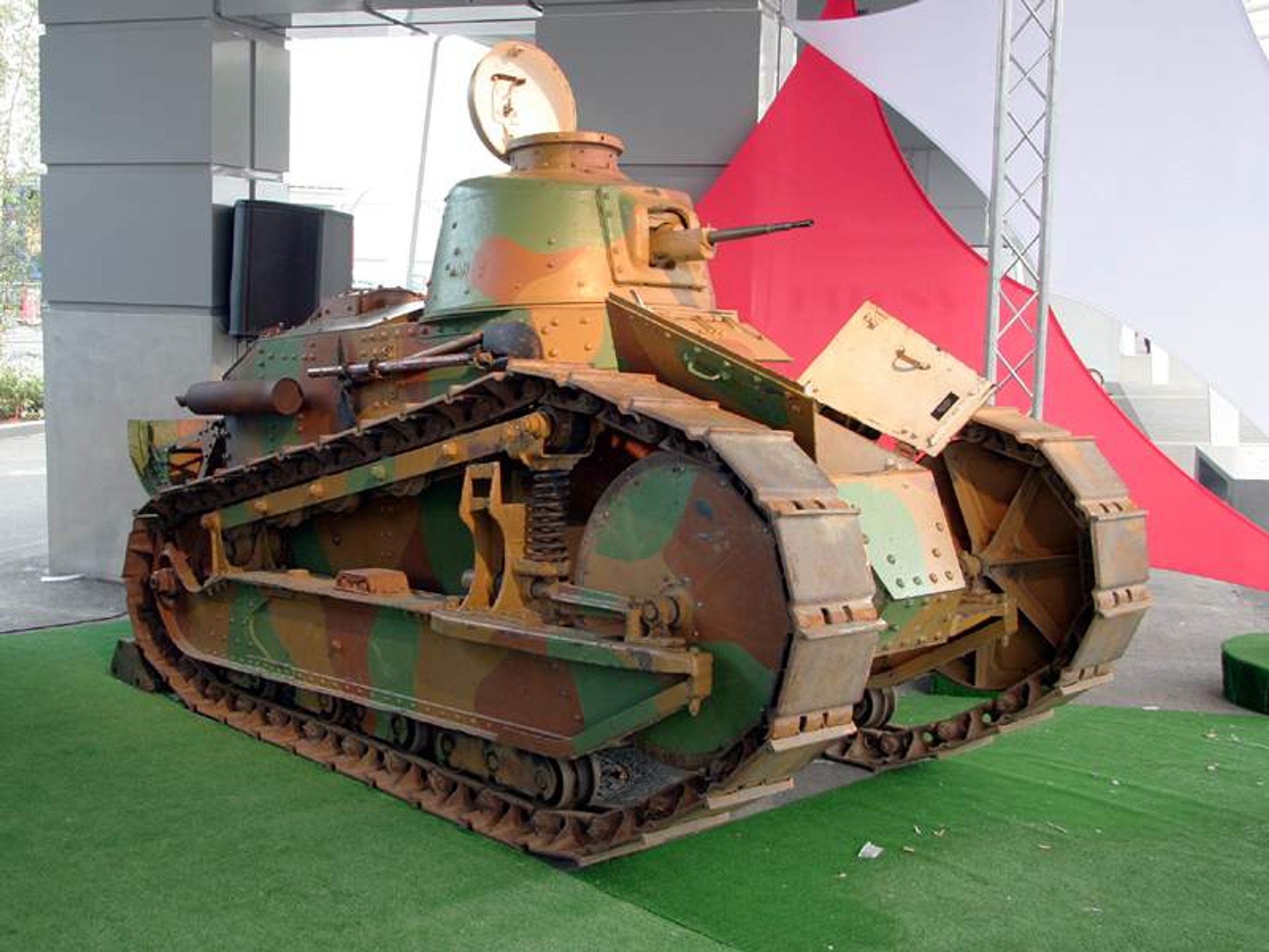 Paryż na żywo: fotogaleria z targów – Drugi dzień targów